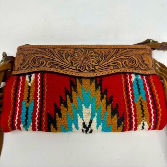 American Darling Tapestry Serape Fringed Wristlet Leather Clutch - Picture 2 of 12